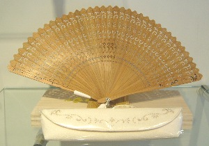 300竹扇子.JPG