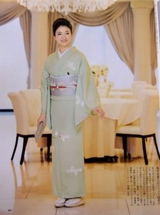 きものsalon　2018年春夏号掲載ページ.jpgのサムネール画像