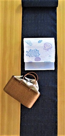 小千谷ちぢみ 蚊絣 紺地　300px.jpg