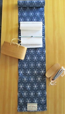 藤井絞 雪花絞　八寸名古屋帯 ギシャ織 300px.JPG